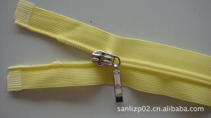 中國拉鏈十大知名品牌 安徽尼龍拉鏈碼裝暢銷海內外，探索三力(福建)拉鏈的卓越之路